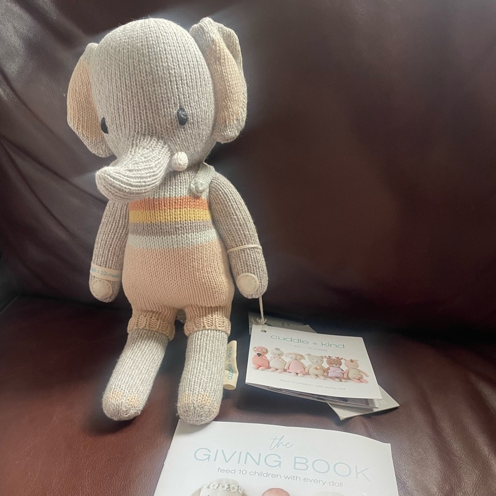 Cuddle+kind elephant 13”